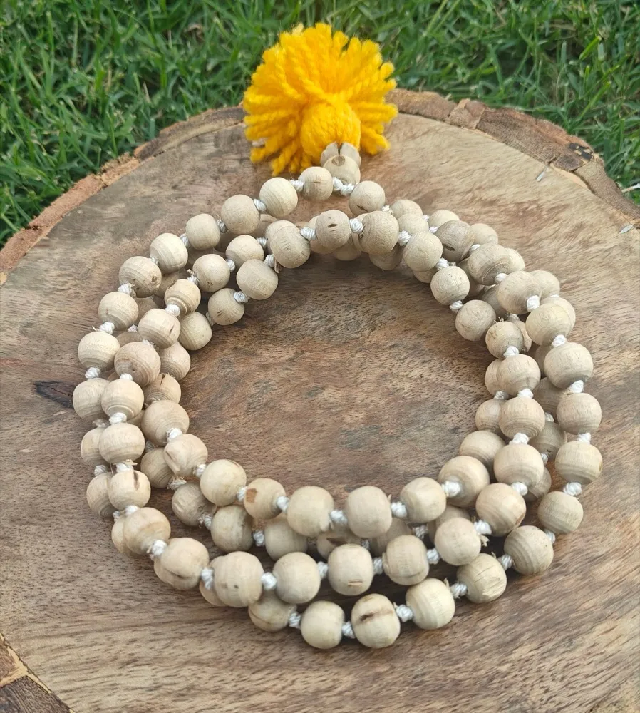 Tulsi Gol Dana Japmala 108+1 beads ( 8-9 mm )